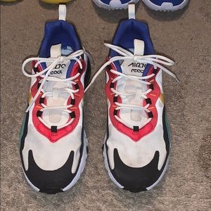 Nike Air Max 270 Size 7